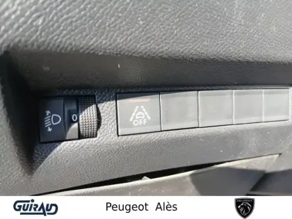 Photo 14 Peugeot 208  Electrique 50 kWh 136ch