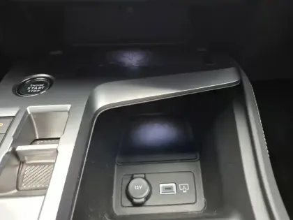 Photo 28 Peugeot 408  PureTech 130 ch S&S EAT8