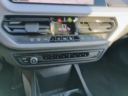 Photo 12 BMW Serie 1 118i 136 ch DKG7