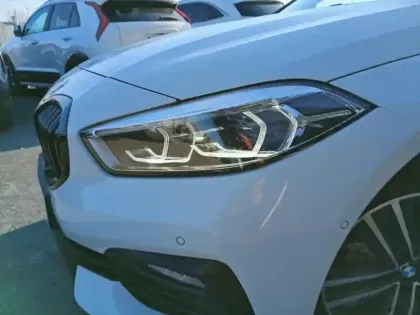 Photo 13 BMW Serie 1 118i 136 ch DKG7