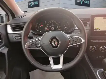 Photo 11 Renault Captur  E-Tech hybride rechargeable 160 Techno