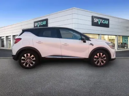 Photo 5 Renault Captur  E-Tech hybride rechargeable 160 Techno