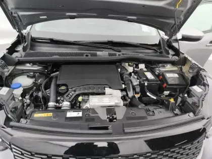 Photo 6 Peugeot 2008  PureTech 100 S&S BVM6 Allure