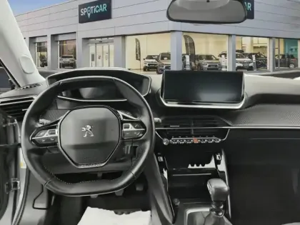 Photo 9 Peugeot 2008  PureTech 100 S&S BVM6 Allure