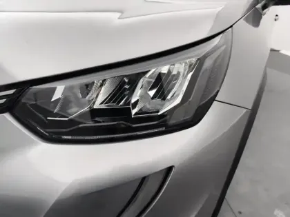 Photo 13 Peugeot 2008  PureTech 100 S&S BVM6 Allure