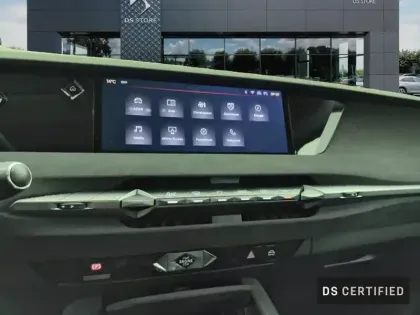 Photo 21 DS DS 4  Hybride E-Tense 225 EAT8 Performance Line