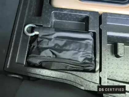 Photo 26 DS DS 4  Hybride E-Tense 225 EAT8 Performance Line