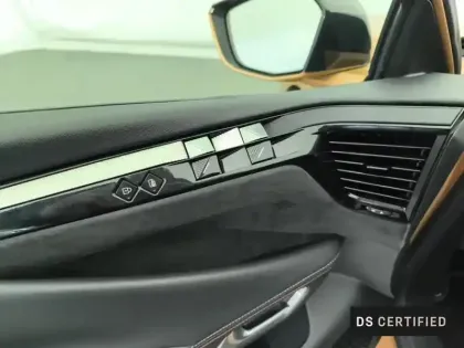 Photo 19 DS DS 4  Hybride E-Tense 225 EAT8 Performance Line