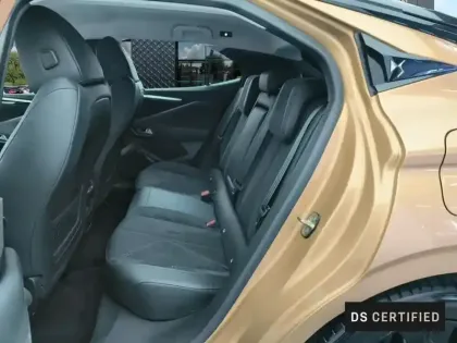 Photo 22 DS DS 4  Hybride E-Tense 225 EAT8 Performance Line