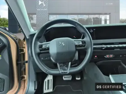 Photo 11 DS DS 4  Hybride E-Tense 225 EAT8 Performance Line