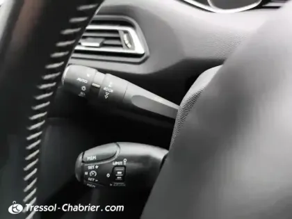 Photo 16 Peugeot 308  SW 1.2 PureTech 130ch S&S EAT6 Féline