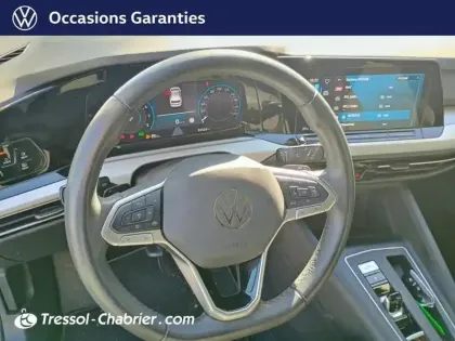 Photo 11 Volkswagen Golf  1.5 eTSI OPF 130 DSG7 MATCH