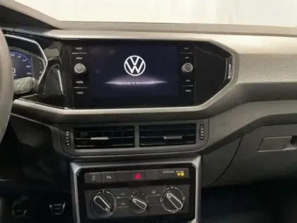 Photo 9 Volkswagen T-cross 1.0 TSI 95 Start/Stop BVM5 Active