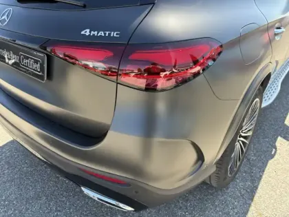 Photo 8 Mercedes Classe GLC GLC 220 d 4MATIC AMG Line