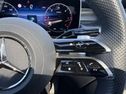 Photo 14 Mercedes Classe GLC GLC 220 d 4MATIC AMG Line