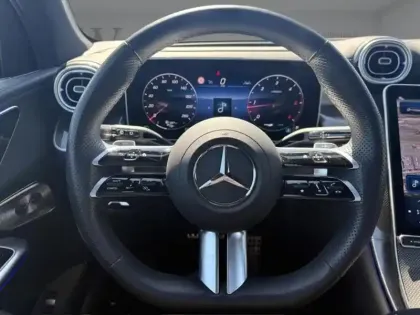 Photo 11 Mercedes Classe GLC GLC 220 d 4MATIC AMG Line