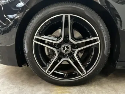 Photo 8 Mercedes Classe A 180 AMG Line