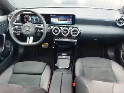 Photo 6 Mercedes CLA Coupé 250 e Hybrid EQ AMG Line