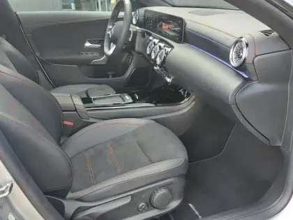 Photo 7 Mercedes CLA Coupé 250 e Hybrid EQ AMG Line