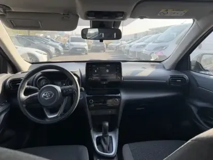 Photo 11 Toyota Yaris Hybride 1.5 HYBRID 116H DYNAMIC AUTO