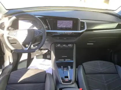 Photo 12 Opel Grandland 1.5 Diesel 130 ch BVA8 GS