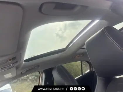 Photo 13 Mercedes GLA 200 d Sensation