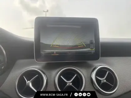 Photo 11 Mercedes GLA 200 d Sensation