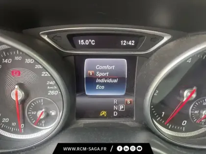 Photo 18 Mercedes GLA 200 d Sensation