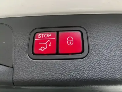 Photo 15 Mercedes Classe GLC Gén. II (X254) Ph1 AMG Line 5