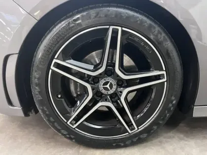 Photo 8 Mercedes Classe B 180 AMG Line Edition