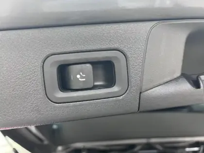 Photo 16 Mercedes Classe B 180 AMG Line Edition