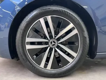 Photo 8 Mercedes Classe B 180 Progressive Line Edition