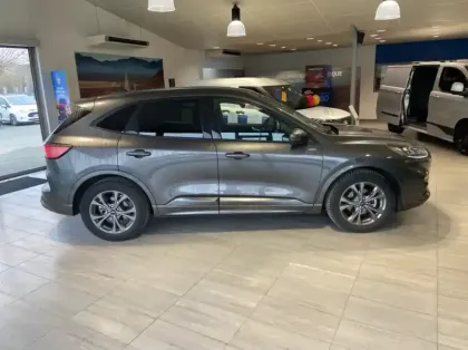 Photo 25 Ford Kuga 2.5 Duratec 190ch FHEV E85 ST-Line X BVA