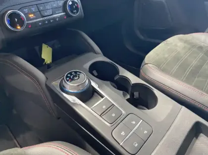 Photo 7 Ford Kuga 2.5 Duratec 190ch FHEV E85 ST-Line X BVA