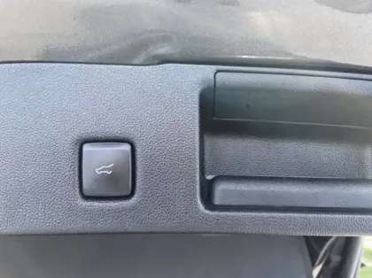 Photo 18 Ford Kuga 2.5 Duratec 190ch FHEV E85 ST-Line X BVA