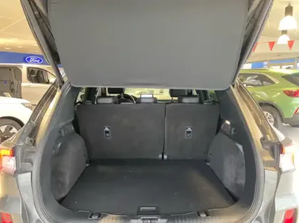 Photo 10 Ford Kuga 2.5 Duratec 190ch FHEV E85 ST-Line X BVA