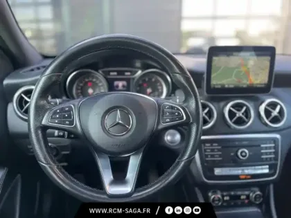 Photo 9 Mercedes GLA 200 Inspiration