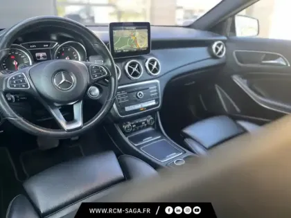 Photo 10 Mercedes GLA 200 Inspiration