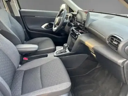 Photo 16 Toyota Yaris Hybride 1.5 HYBRID 116H DYNAMIC