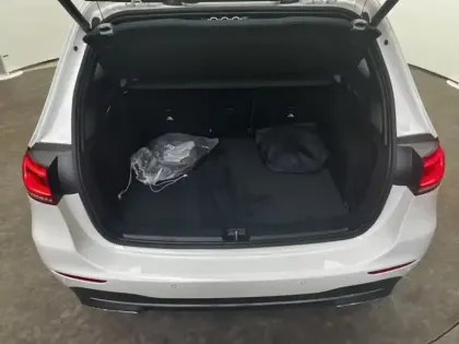 Photo 9 Mercedes Classe B Gén. III (W247) Ph1 Progressive Line Ed 5