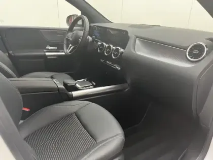 Photo 15 Mercedes Classe B Gén. III (W247) Ph1 Progressive Line Ed 5