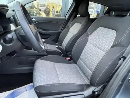 Photo 12 Renault Clio V Evolution TCe 90