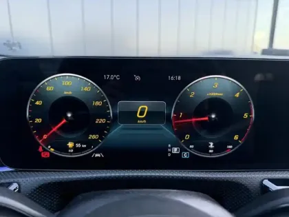 Photo 28 Mercedes Classe A 180 d AMG Line Berline / V1771