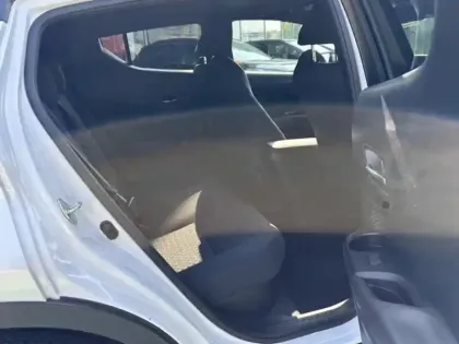 Photo 6 Toyota C-HR 1.8 Hybride 122 Design Ultimate