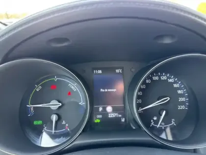 Photo 16 Toyota C-HR 1.8 Hybride 122 Design Ultimate