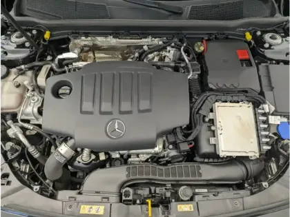 Photo 7 Mercedes Classe A 180 d AMG Line