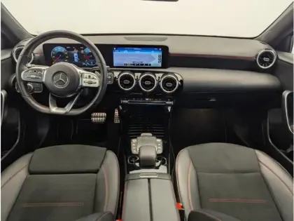 Photo 11 Mercedes Classe A 180 d AMG Line