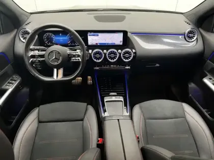 Photo 10 Mercedes GLA 200 d AMG Line