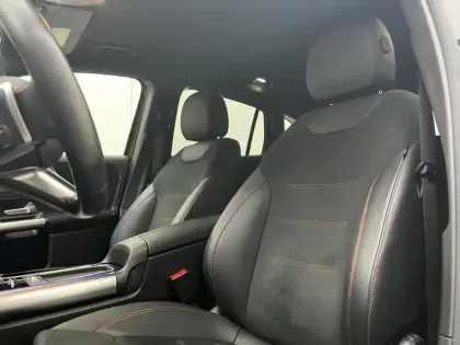 Photo 16 Mercedes GLA 200 d AMG Line