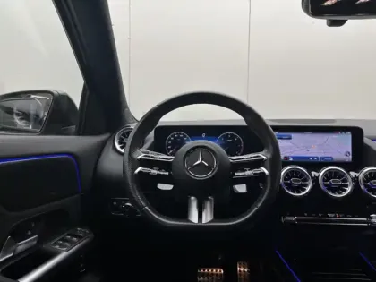 Photo 17 Mercedes GLA 200 d AMG Line